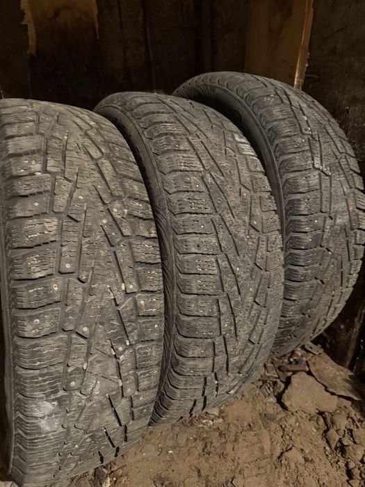 Шины три штуки 225/65 R17