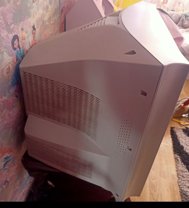 Продам телевизор.