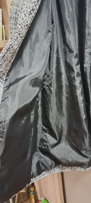 Scurta Zara .de iarna .L. la 30 lei.In state buna