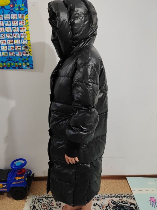 Продам зимний пуховик