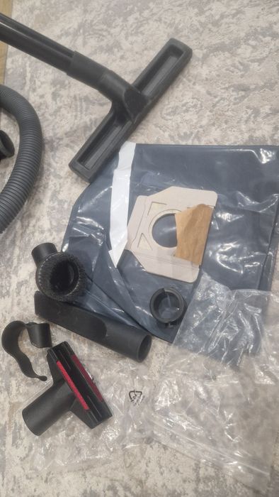 Продам промышленный пылесос  METABO ASA 25 L PC