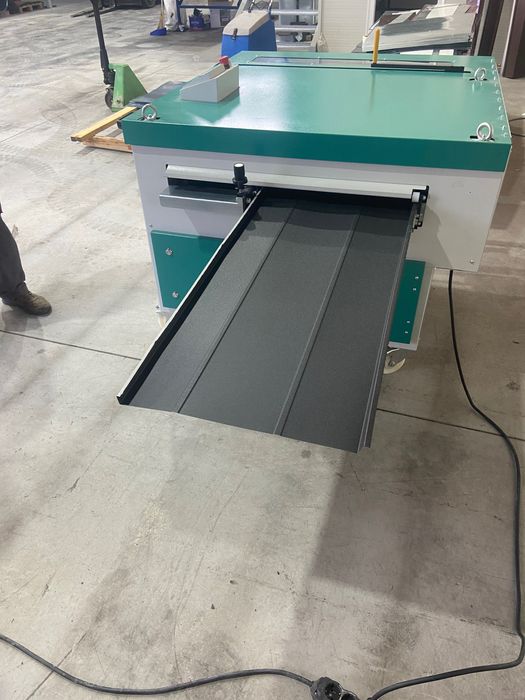 Производство на метална керемида по размер и отводнителни системи