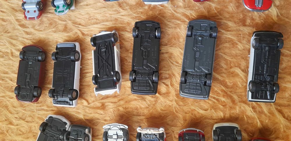 Немски и английски колички мащаб 1:87