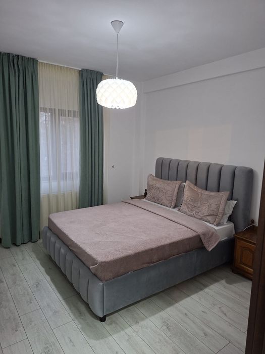 Inchiriez apartament etajul 1, bloc Raiffeisen