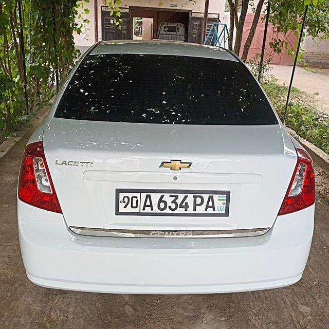 Gentra 2021/2022 kuzov Benzin 17500 km yurgan top toza