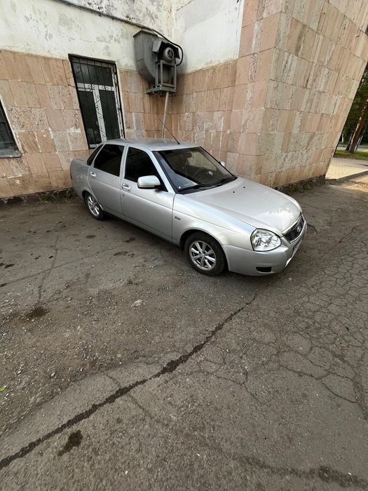 Приора 2012 продам