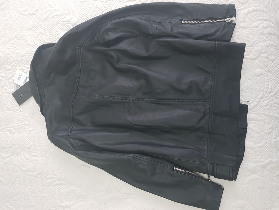 Geci din Piele Zara 2buc 500 lei