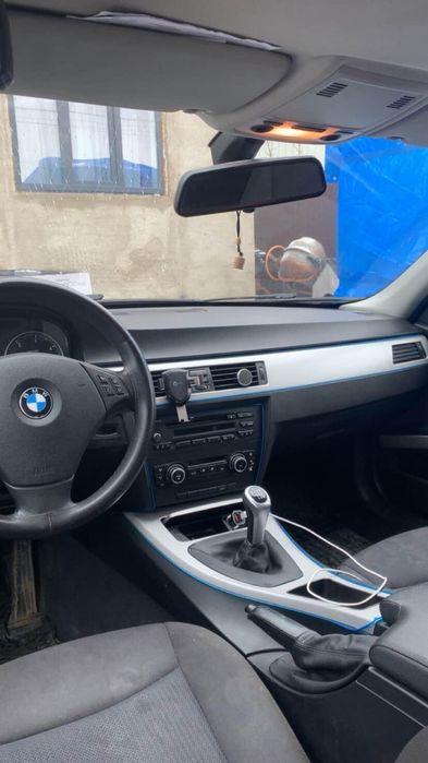 BMW 320d e91  2010  184cp