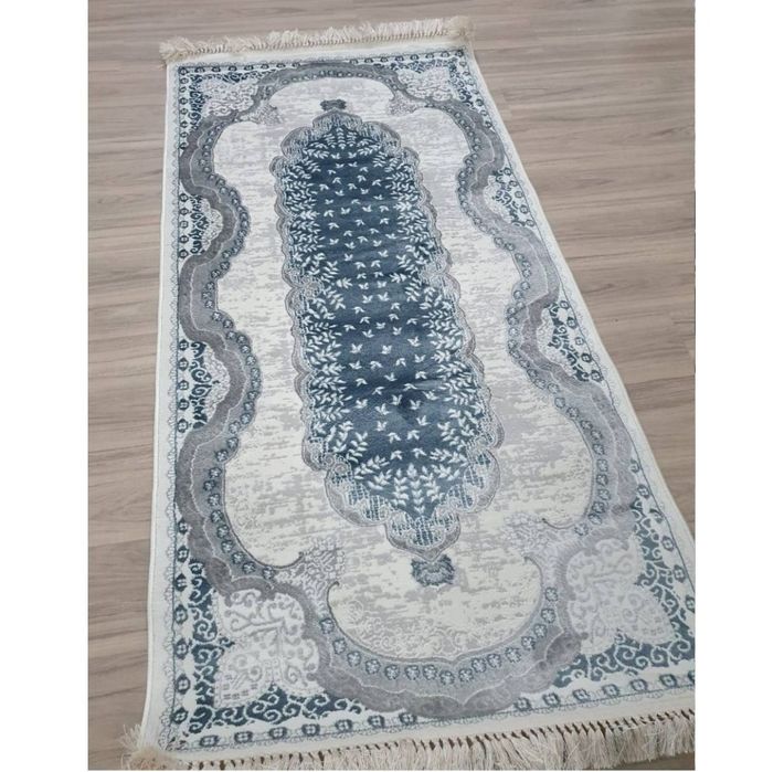 Коврик 1х2 м в новый. Турция