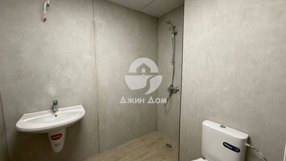 Тристаен апартамент в к-с „Съни Вю Централ“, к.к. Слънчев бряг