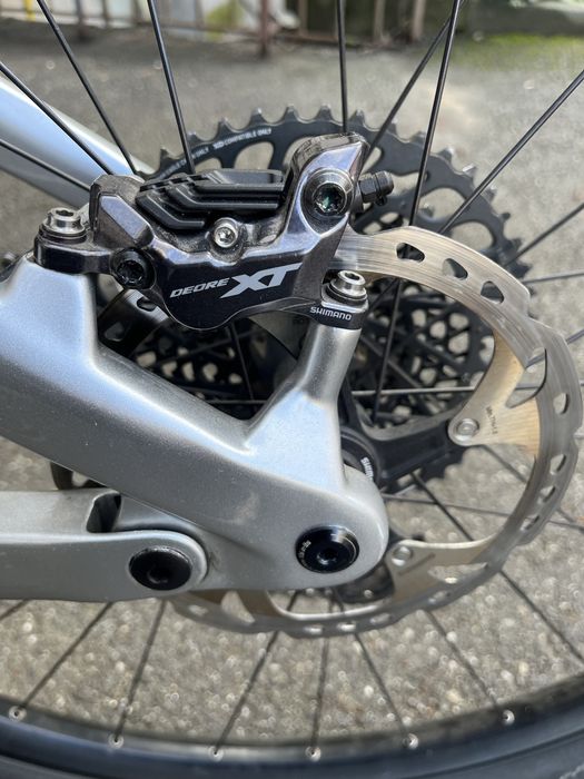 Bicicleta Enduro Carbon Full suspension