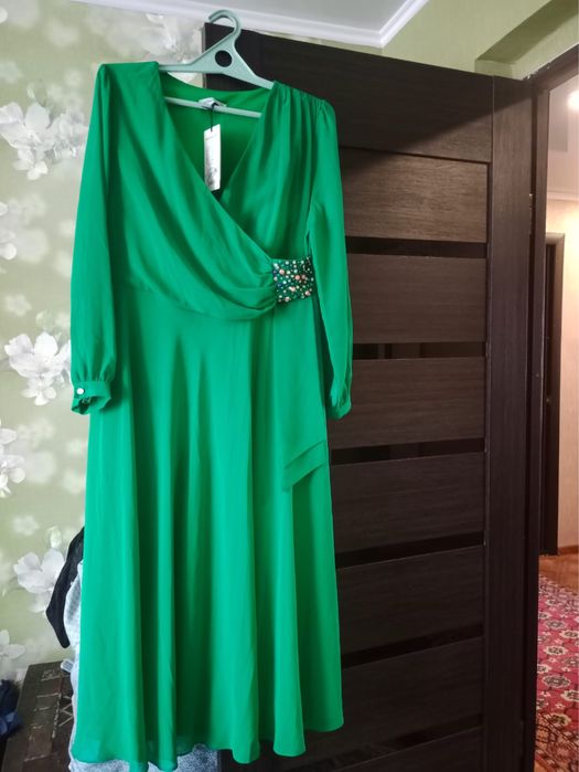 Продам платье