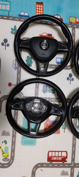 Vând volane Skoda Octavia cu padele