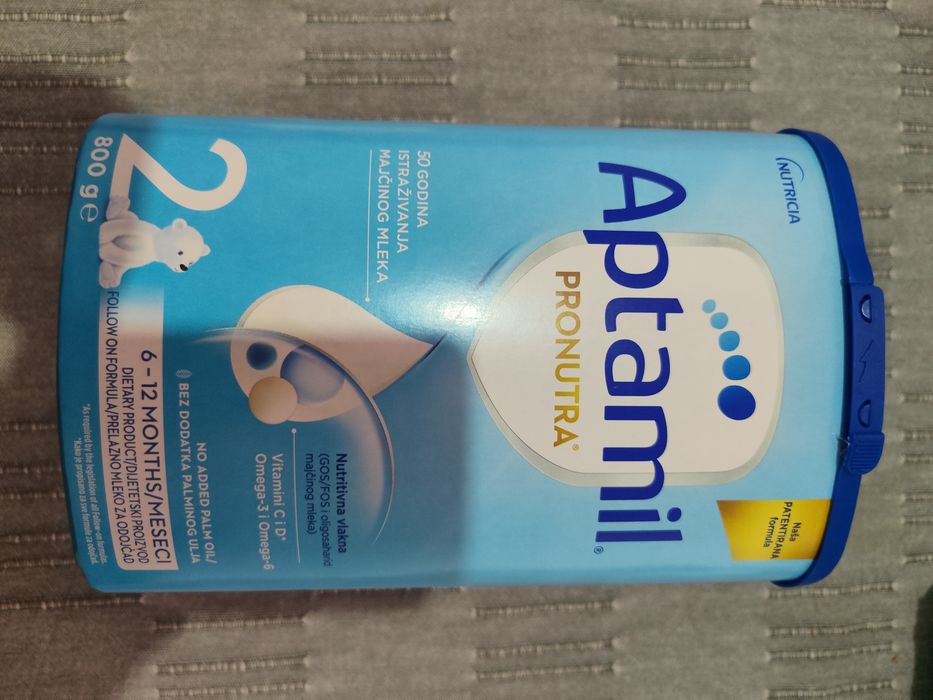 Aptamil 2 ...2 cutii 80 lei