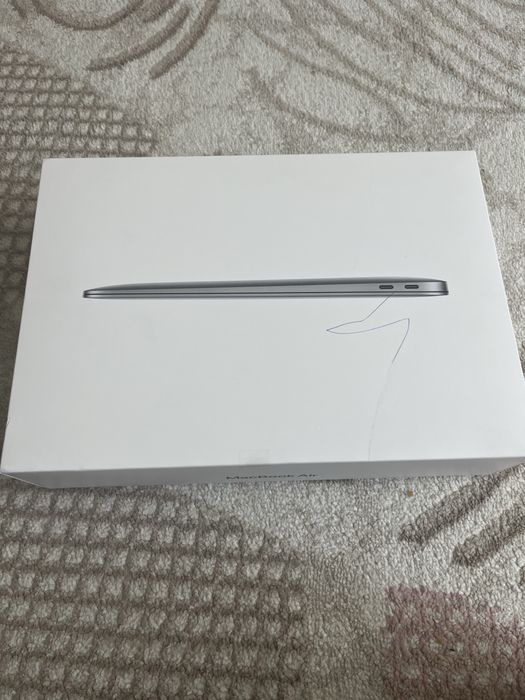 Apple macbook 2020 оперативка 8 память 256