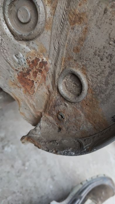 Vopsit,reparat, îndreptat auto avariate