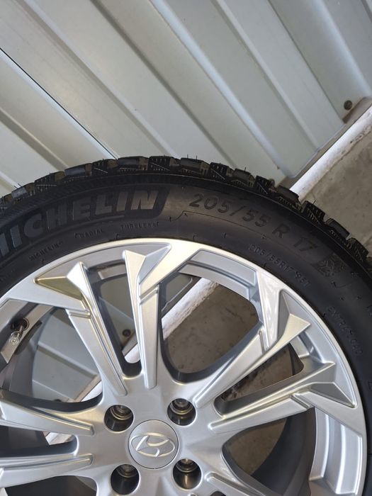 Литые диски на Hyundai Bayon R17