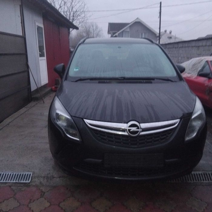 Opel zafira 2015