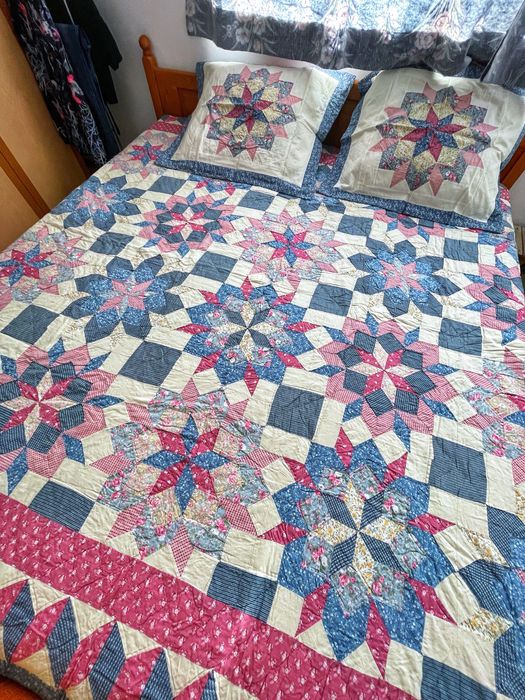 Покривка за спалня и калъфки