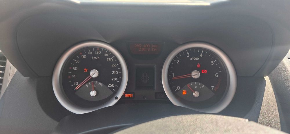 Vand Renault megane  2 2005 gpl