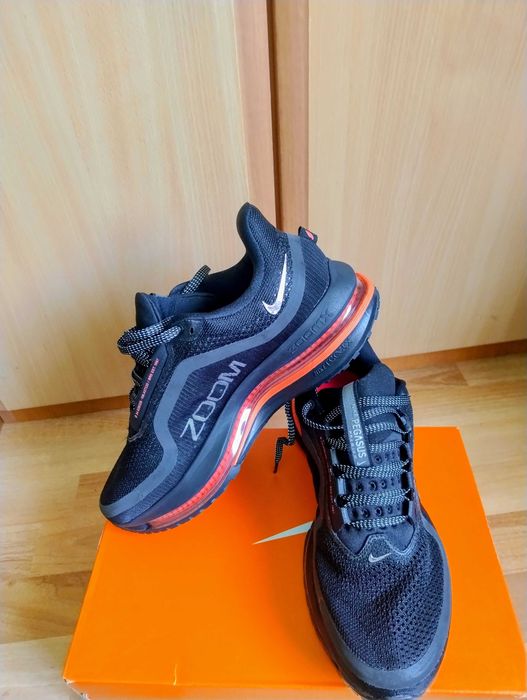 Adidași Nike Pegasus Premium