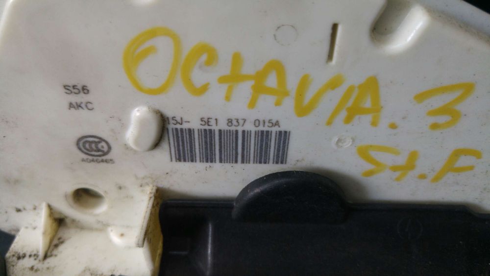 Broasca usa stanga fata skoda octavia 3 5e3 nl3 nr3 5e1837015a