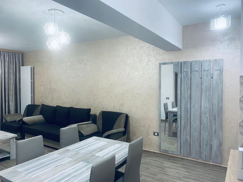 Direct PROPIETAR! De inchiriat apartament cu 2 camere in Mamaia zona HOTEL VEGA. 

Whatsapp 0725089526

Pretul este de 350€+350€ depozit

LIVING

cana