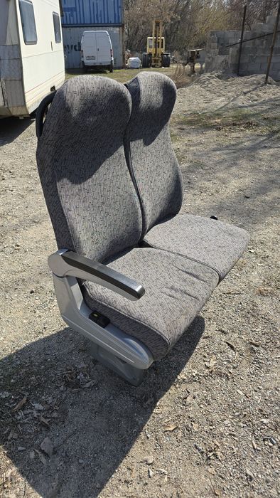 Продам Сидение парное