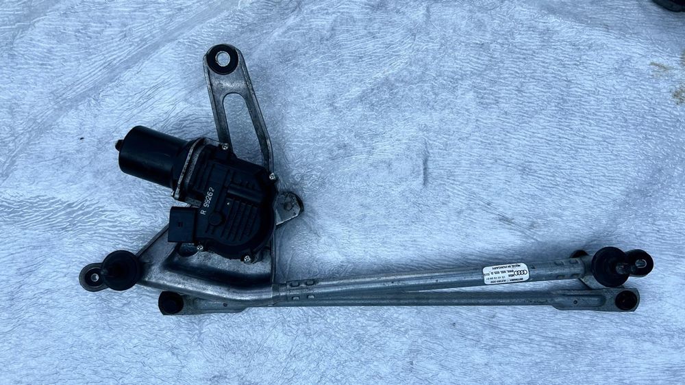 Ansamblu ștergătoare Audi A4 b9 A5 F5 8w an:2019 Volan Stanga