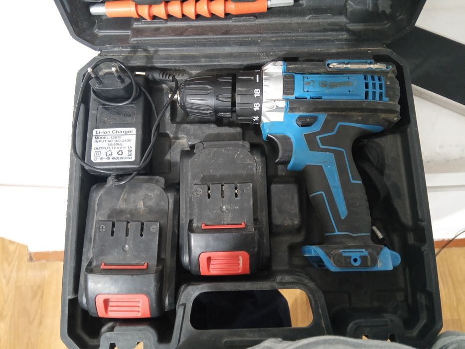 Продам шуруповёрт