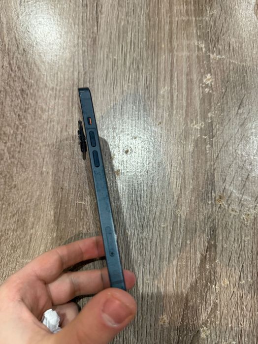 iPhone 13 добро състояние