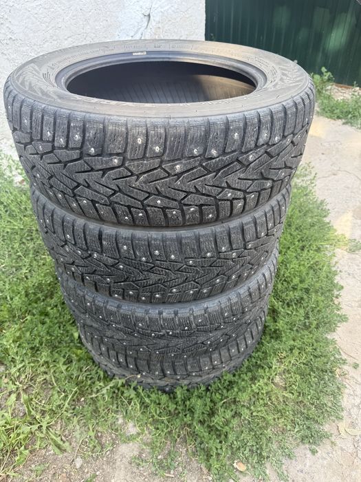 Продам шипы 205/60/R16 , 4 шт