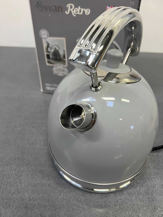 Електрическа кана / Чайник Swan Retro , 1.8L , 3000W