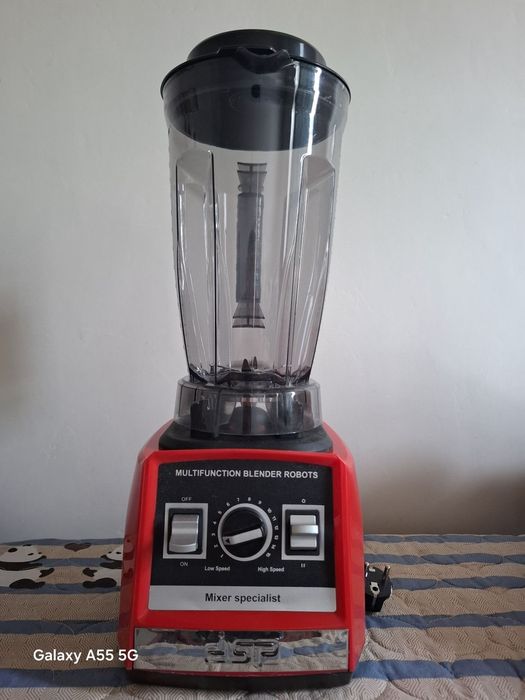 Yangi Blender, Fransuz brendi asosida islab chiqarilgan ,