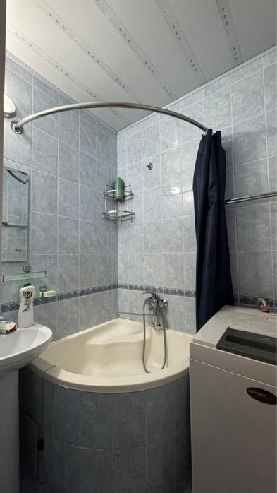 ПРОДАЕТСЯ 4/7/9 на: Ц-1 Детский Мир