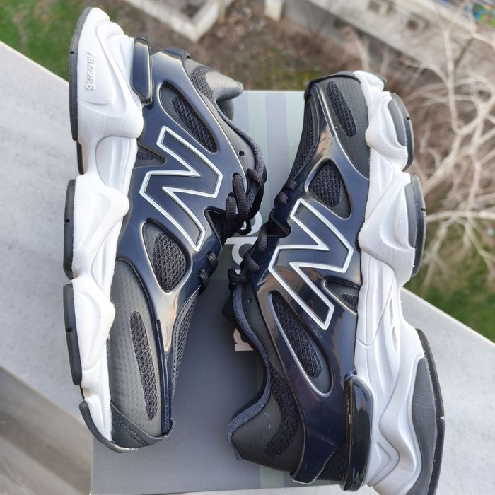 New Balance 9060 Black and White 42