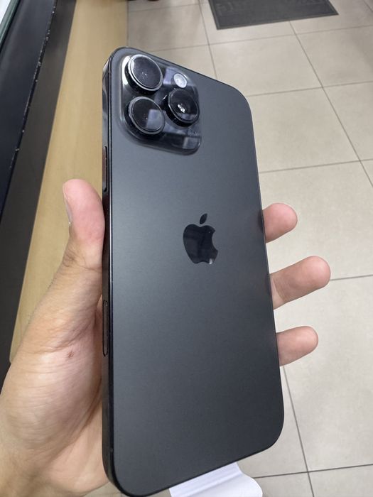 Iphone 16 pro max 256 qora