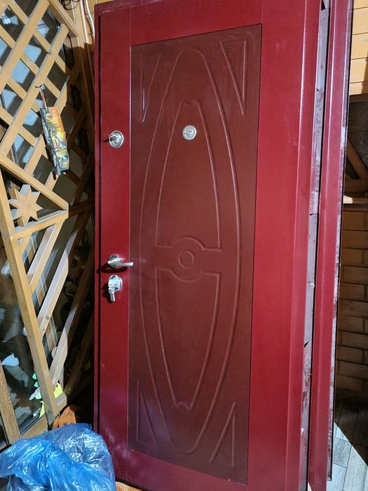 Uși metalice pentru apartament