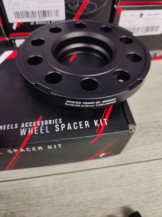 Distantieri 1.5cm/15mm Audi / Mercedes distantiere JR + prezoane lungi