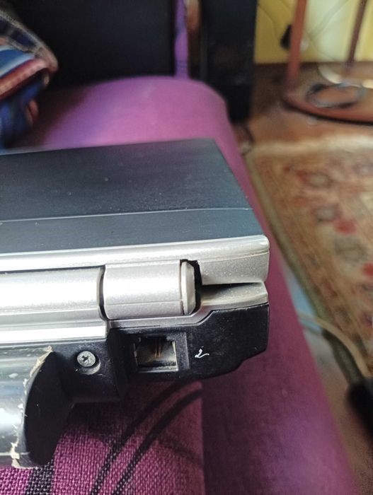 Лаптоп Dell Inspiron 1520