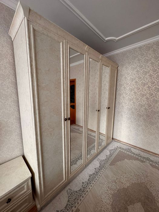 Продается кровать, спальный гарнитур афина