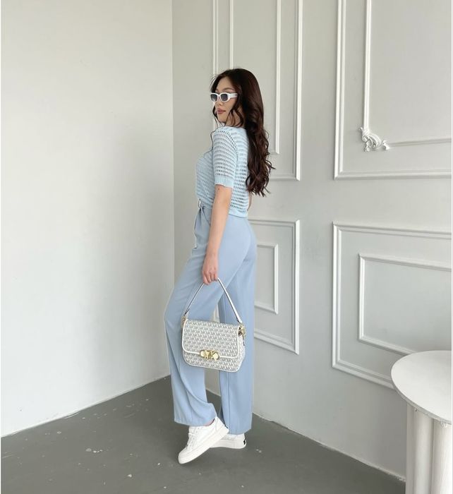 Продаю кофточку и брюки