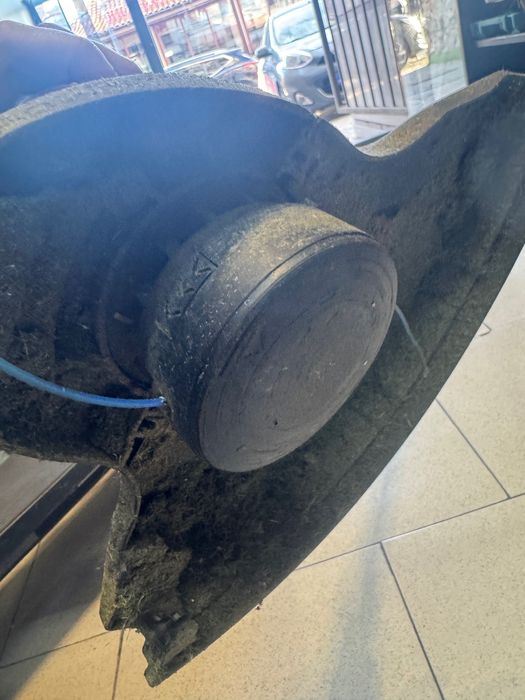 Електрически тример Raider RD-GT21, 600 W, 30 см