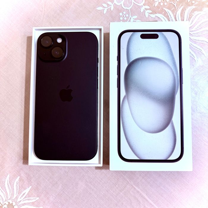 Продам iPhone 15 на 256 GB