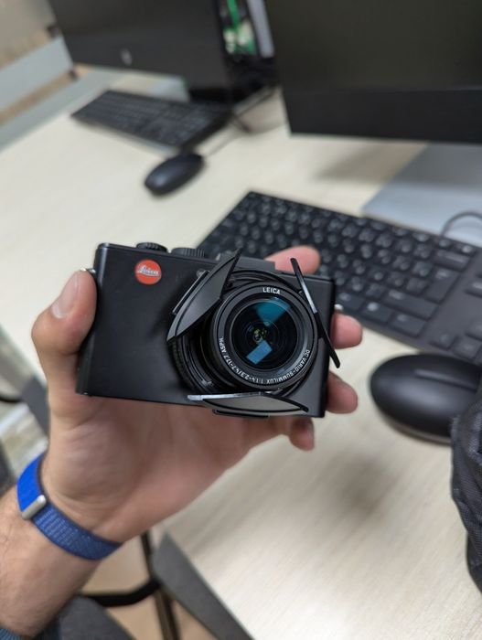Продаю leica d lux 6