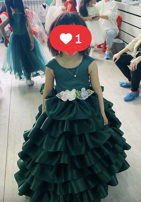 Нарядное платье 5-6 лет