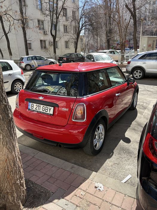 Vand mini cooper One 1.4 benzina