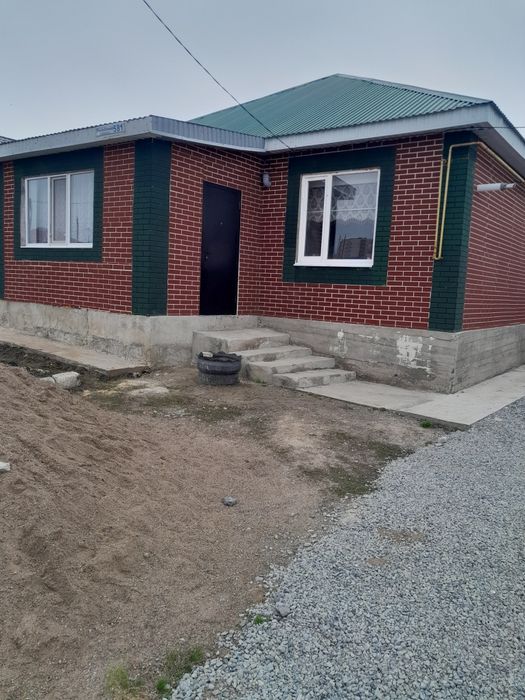Продаеться дом или оймен с доплатой