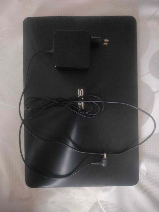 Ноутбук Asus x555ln