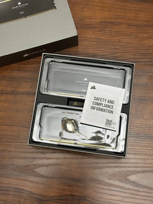 Corsair Dominator Titanium RGB DDR5 48GB 2x24GB 6000MHz CL30 (New)